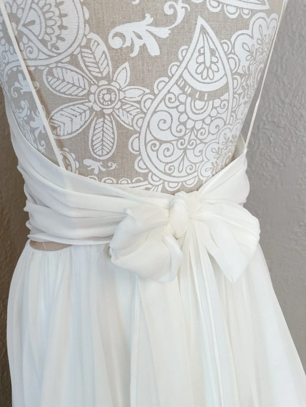 Truvelle Beaded Wedding Gown Size 14 Ivory Boho Lace Dress 30” waist - Like New - Picture 15 of 15